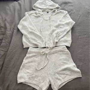 NWOT two piece knitwear cotton set
